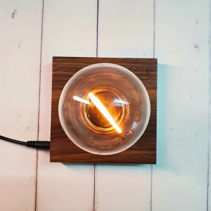 Lampe à ampoule LED en lévitation 2 ™